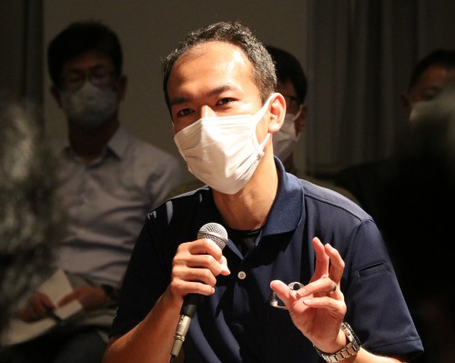 久世　健二 氏